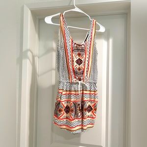 Mink Pink tie string Romper Shorts. Size XS